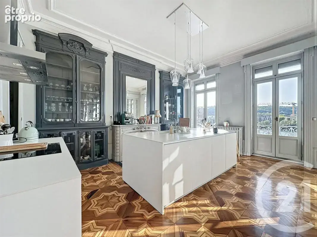 Appartement 162 m² à Vienne  - photo 2