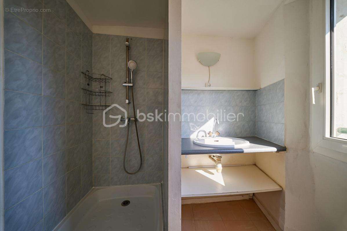 Appartement de type T3 - Le Beausset - photo 8