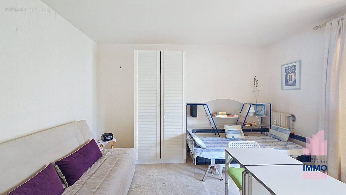 Appartement à SIX-FOURS-LES-PLAGES