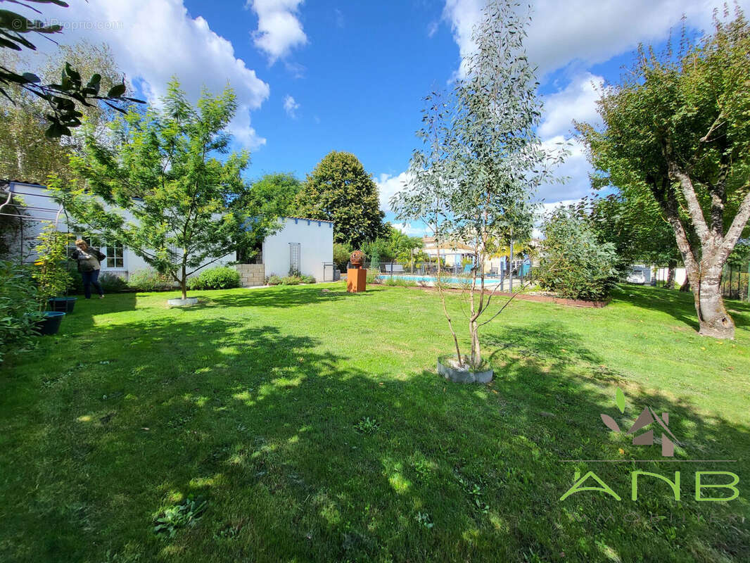 Maison à SAINT-GERMAIN-DU-SEUDRE