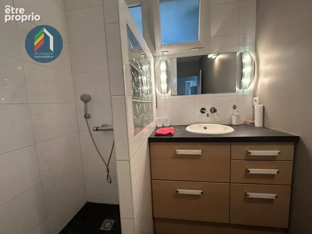 T3 CHOLET Centre - Locataire en place - photo 12