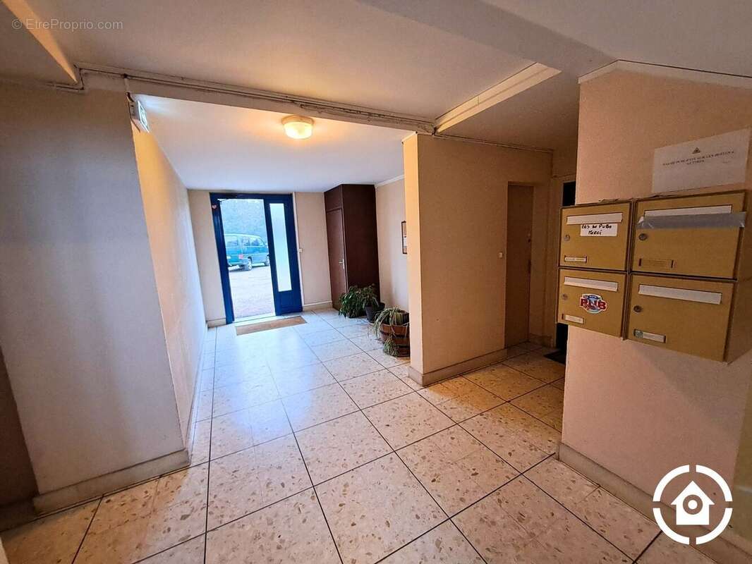 Appartement à SAINTES