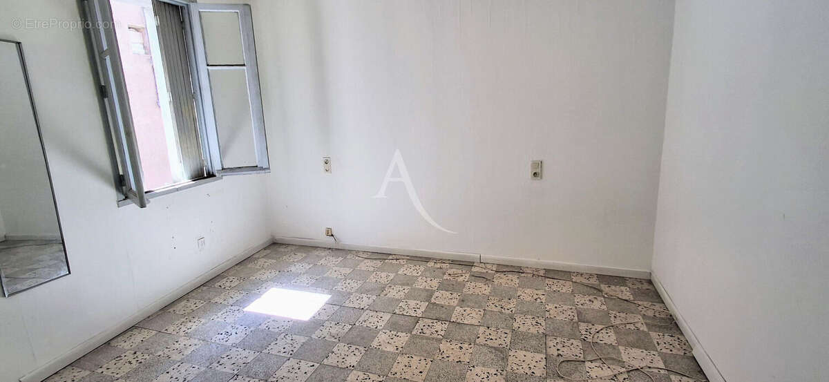 Appartement F5 108M2 avec garage et grenier BEDARIEUX - photo 4