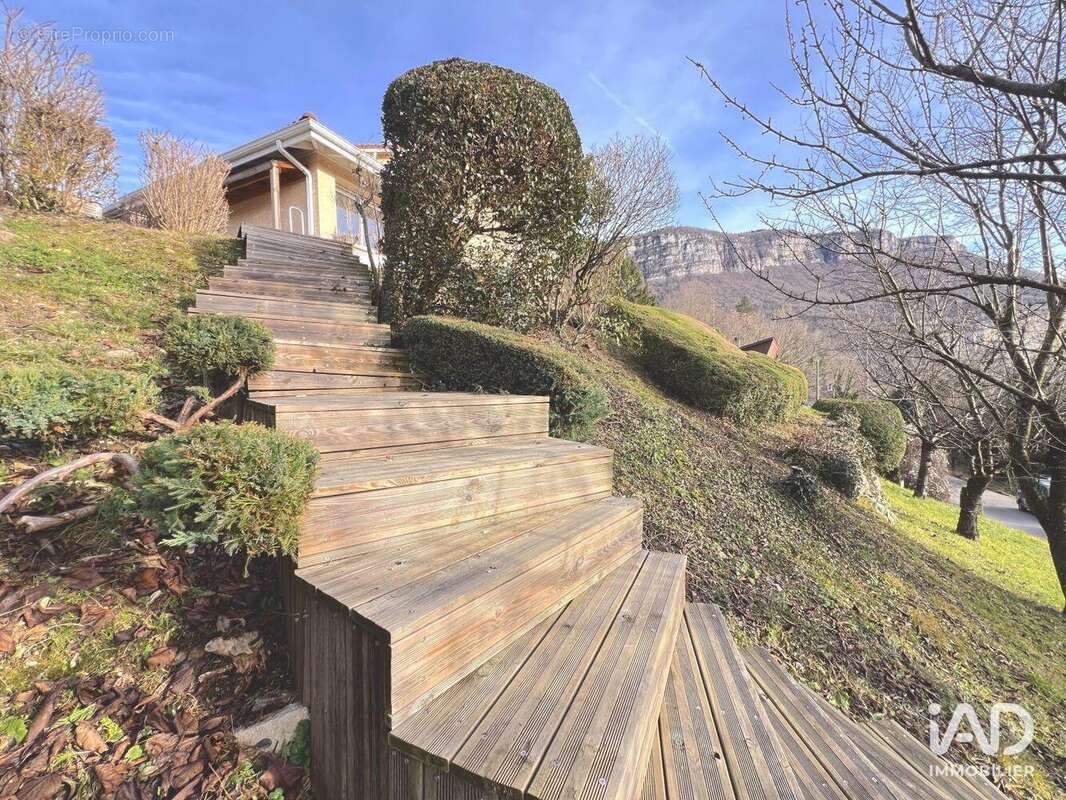 Photo 8 - Maison à LA BUISSE