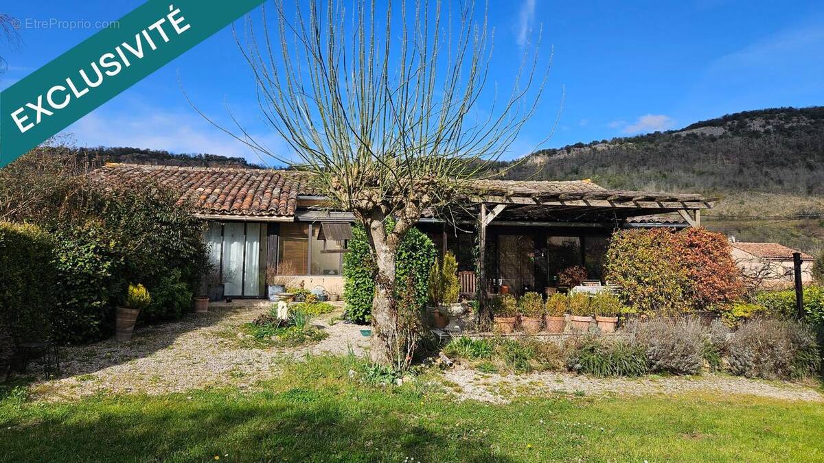 Photo 1 - Maison à LARROQUE