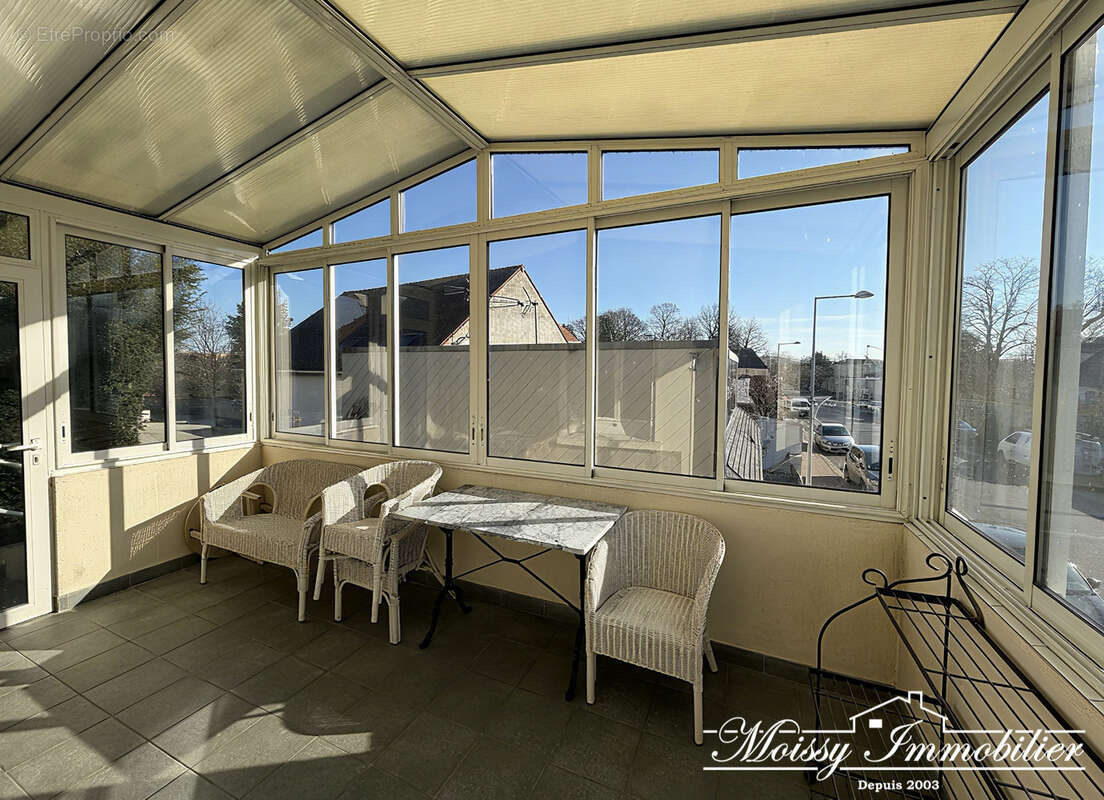 Appartement à MOISSY-CRAMAYEL