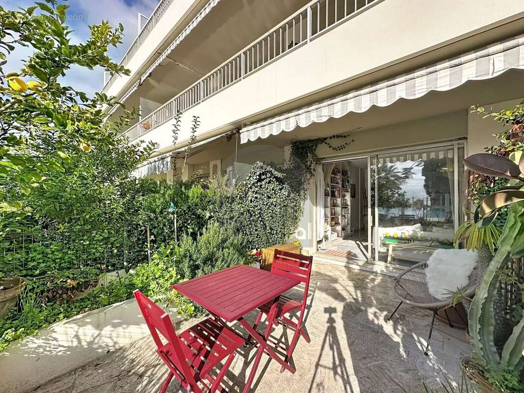 Appartement à MENTON