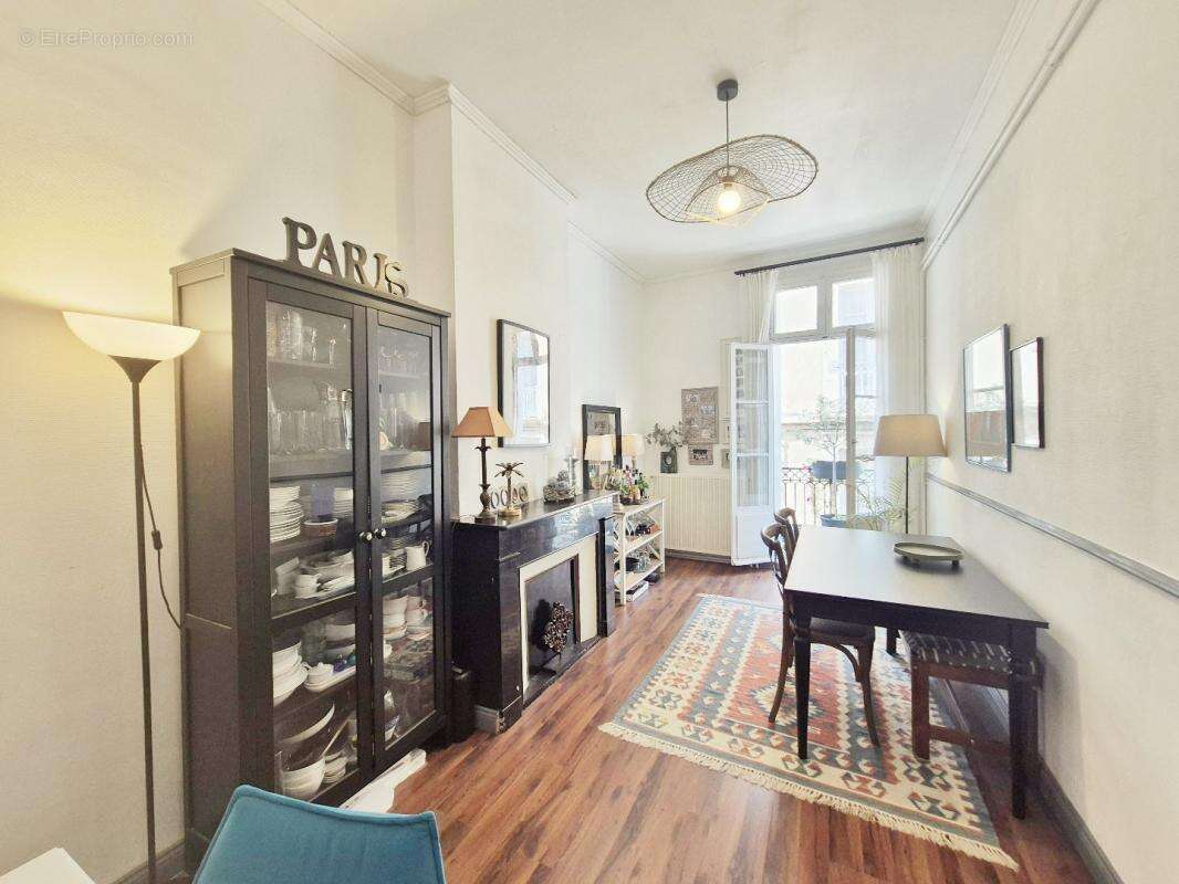 Appartement à BEZIERS