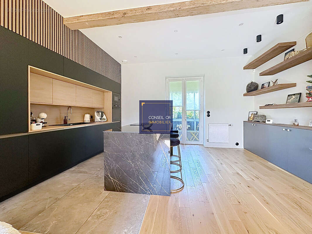 Appartement à IRIGNY