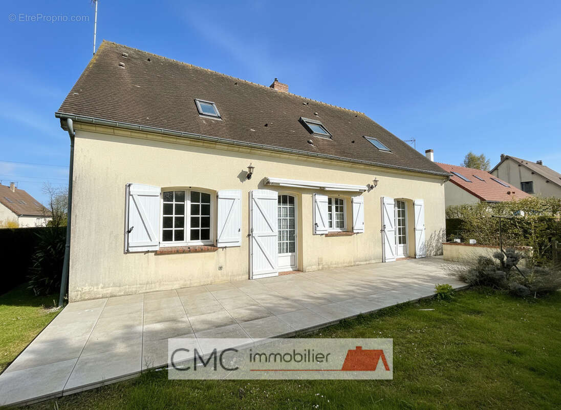 Maison à LUCE