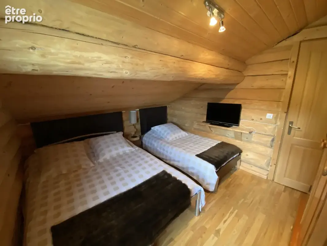SUPERBOLQUERE - Vente Joli chalet en fustes dans la forêt - photo 10
