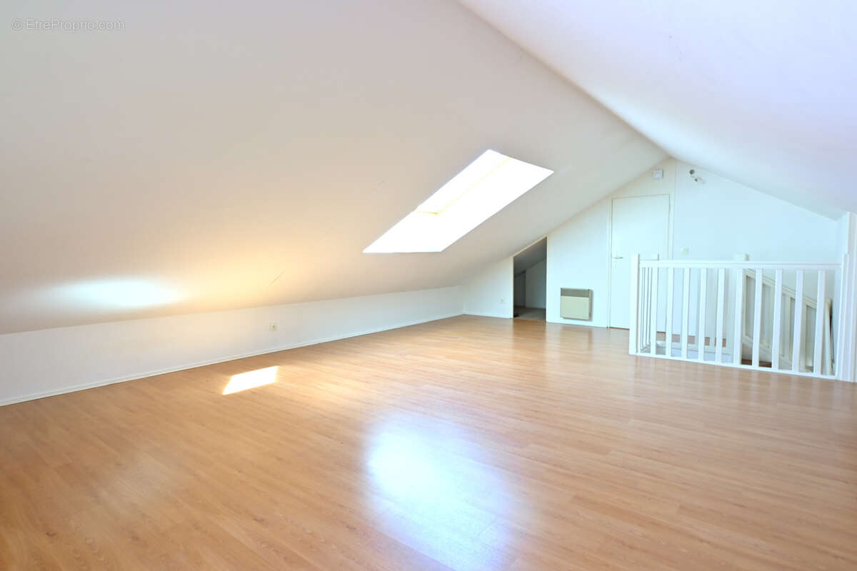 Appartement à MEYLAN