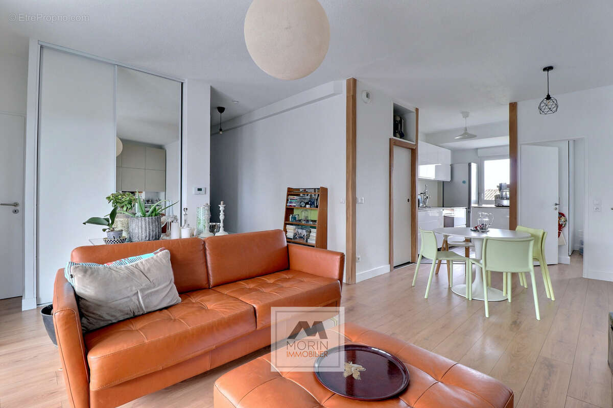 Appartement à BORDEAUX