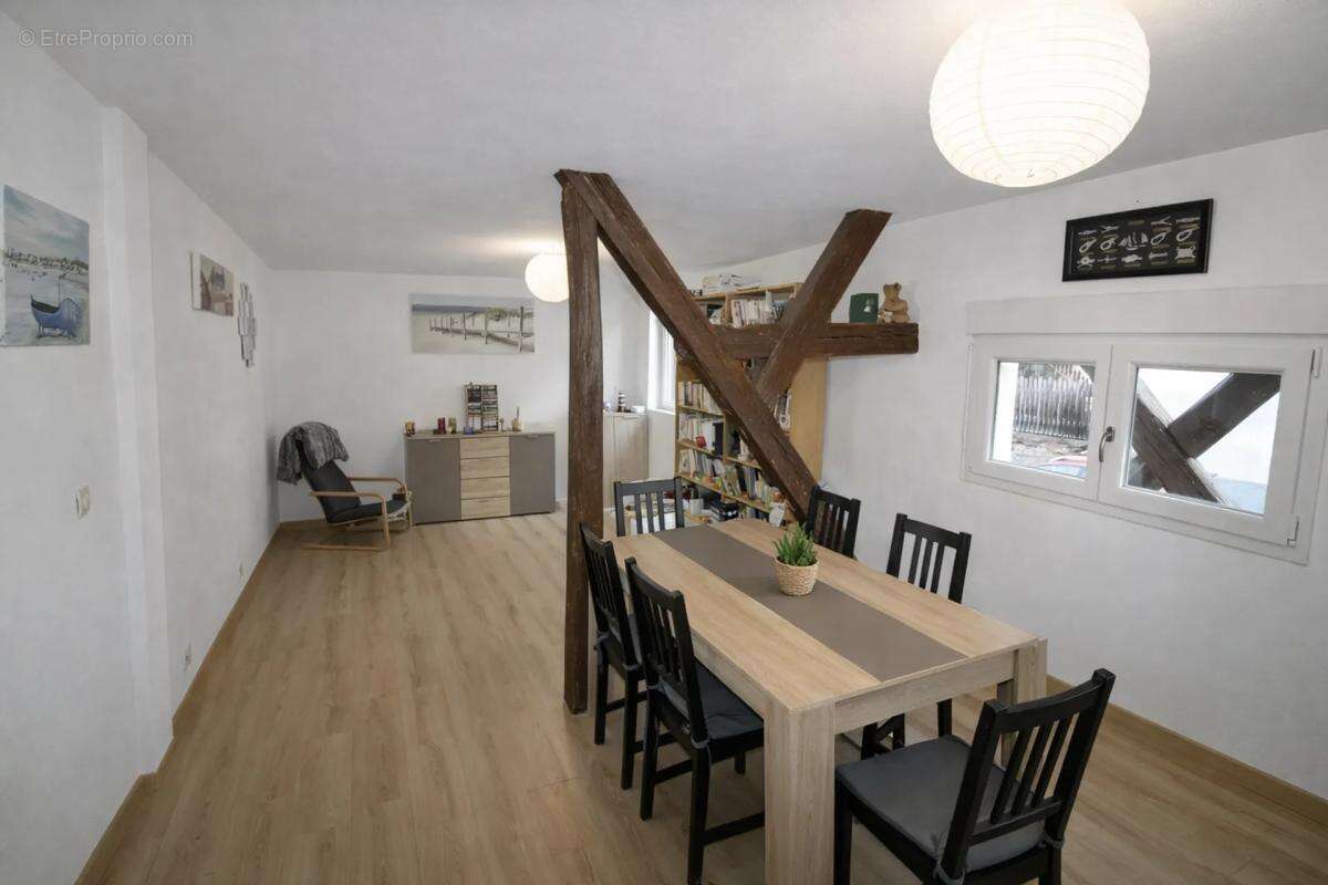 Maison à WINTZENHEIM