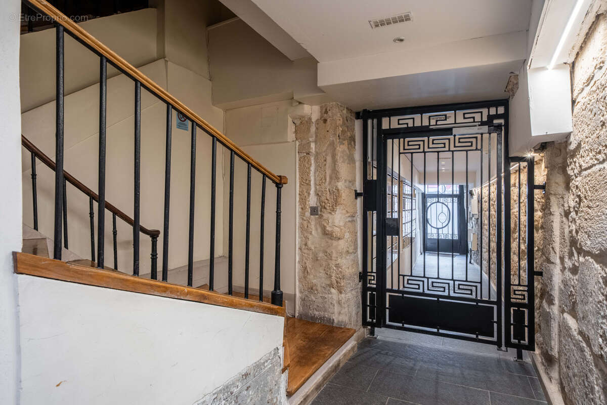 Appartement à PARIS-3E