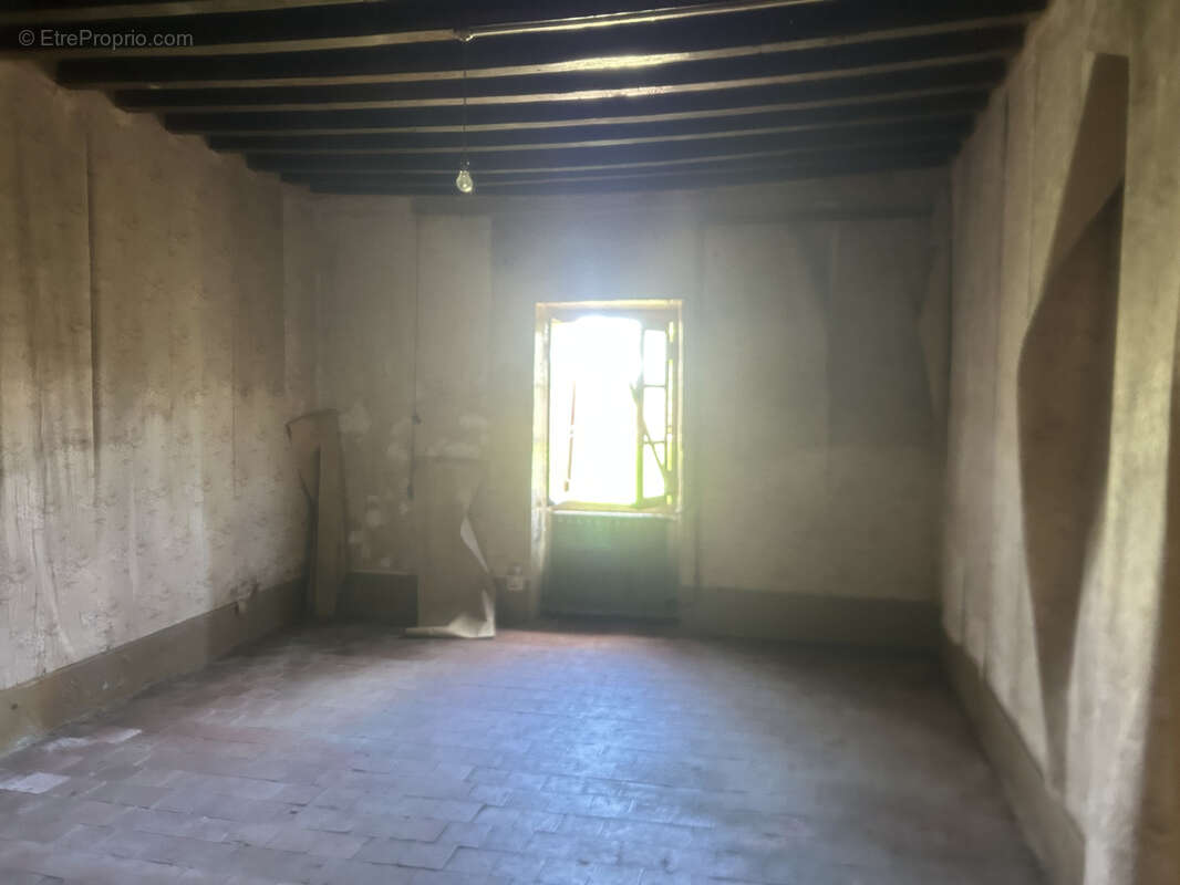 Maison à LURCY-LE-BOURG