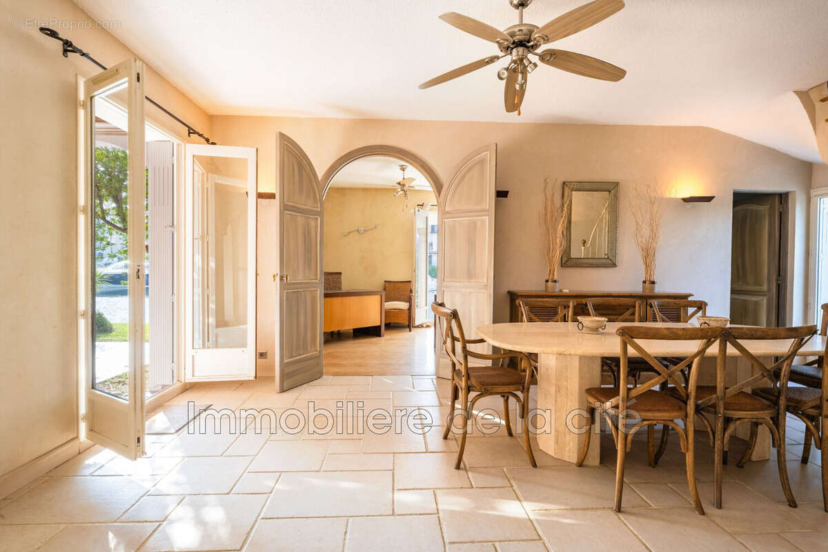 Maison à GRIMAUD