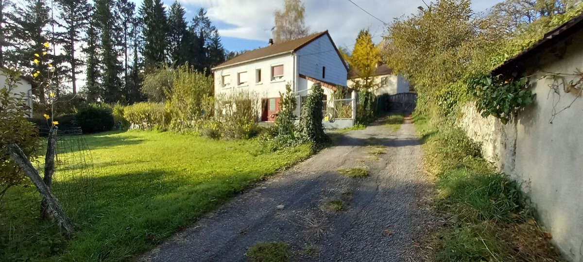 Maison à SAINT-DIZIER-LEYRENNE