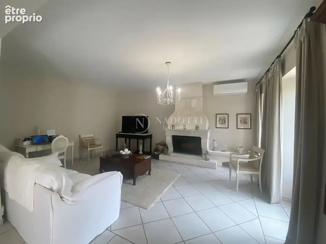 Belle Maison de village en pierres à  Mollégès - photo 10