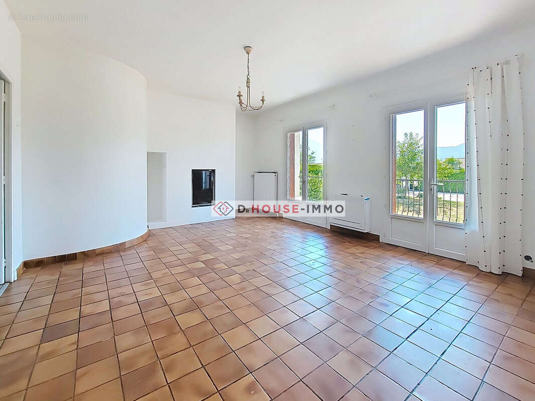 Maison 157 m² à Moirans  - photo 14