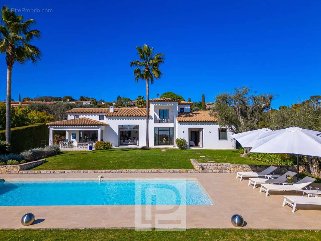 Maison à MOUGINS