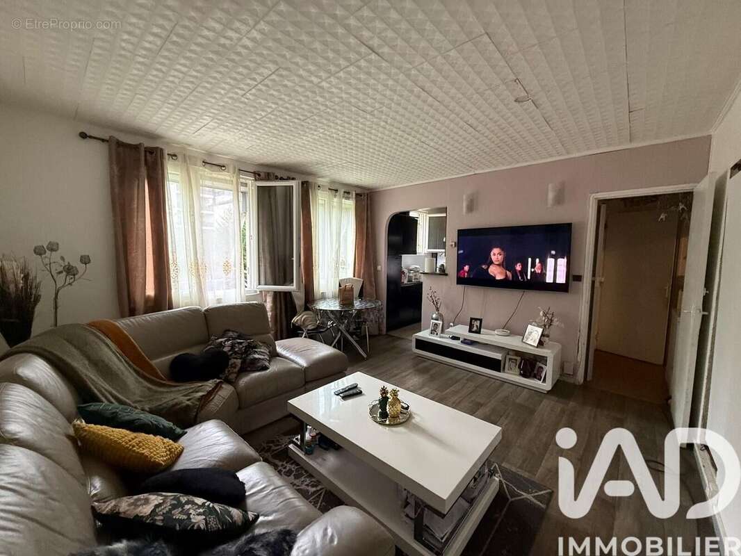 Photo 2 - Appartement à STAINS
