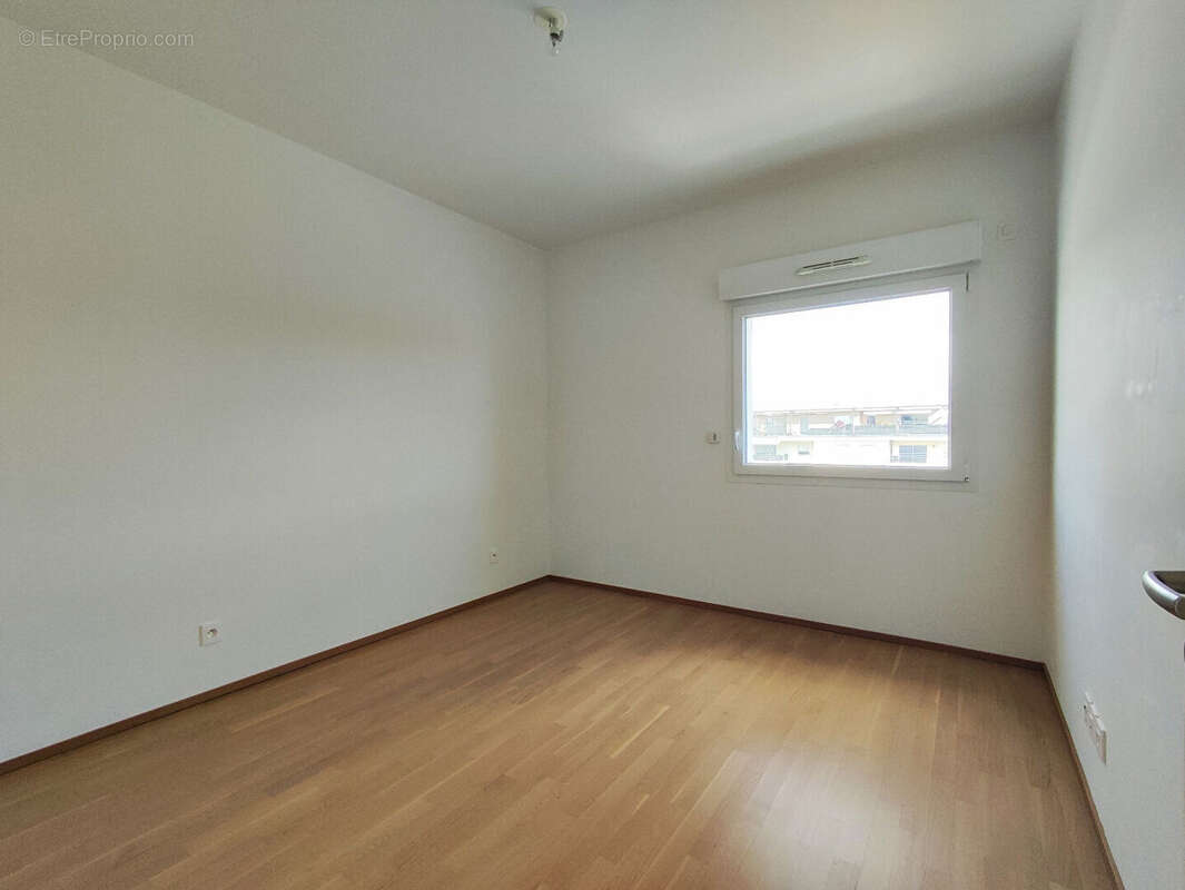 Appartement à VALLEIRY