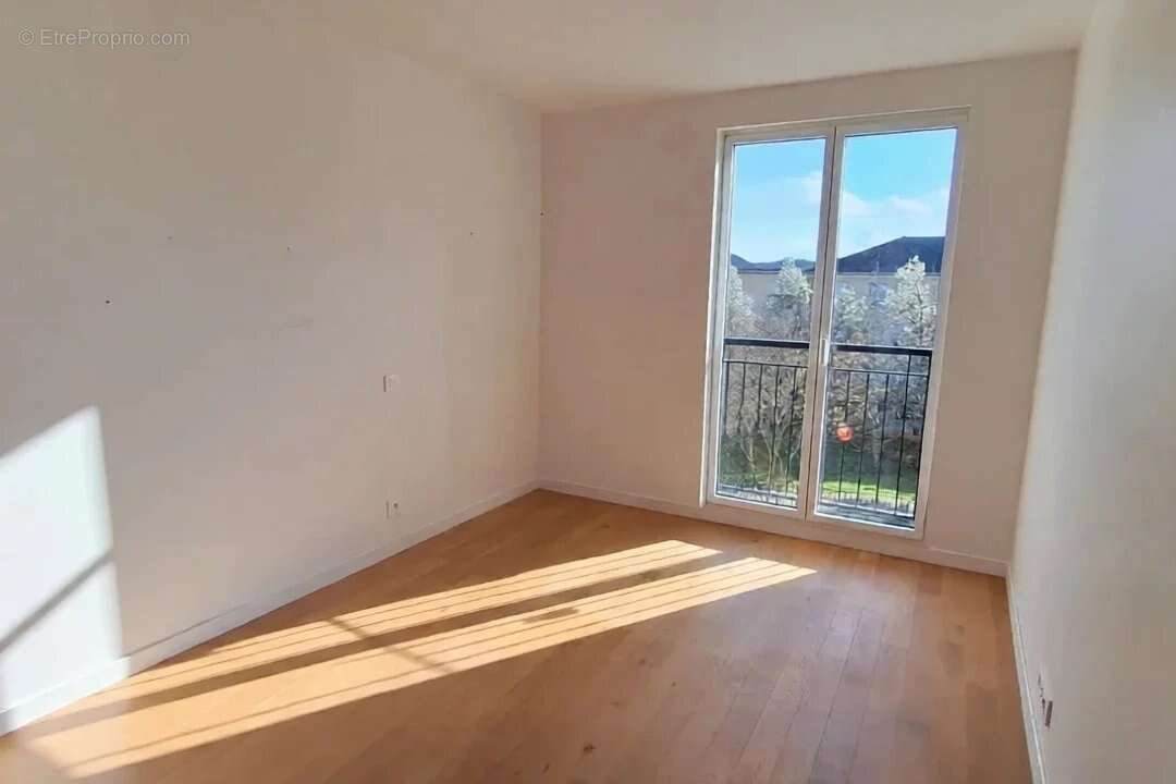 Appartement à CROISSY-SUR-SEINE