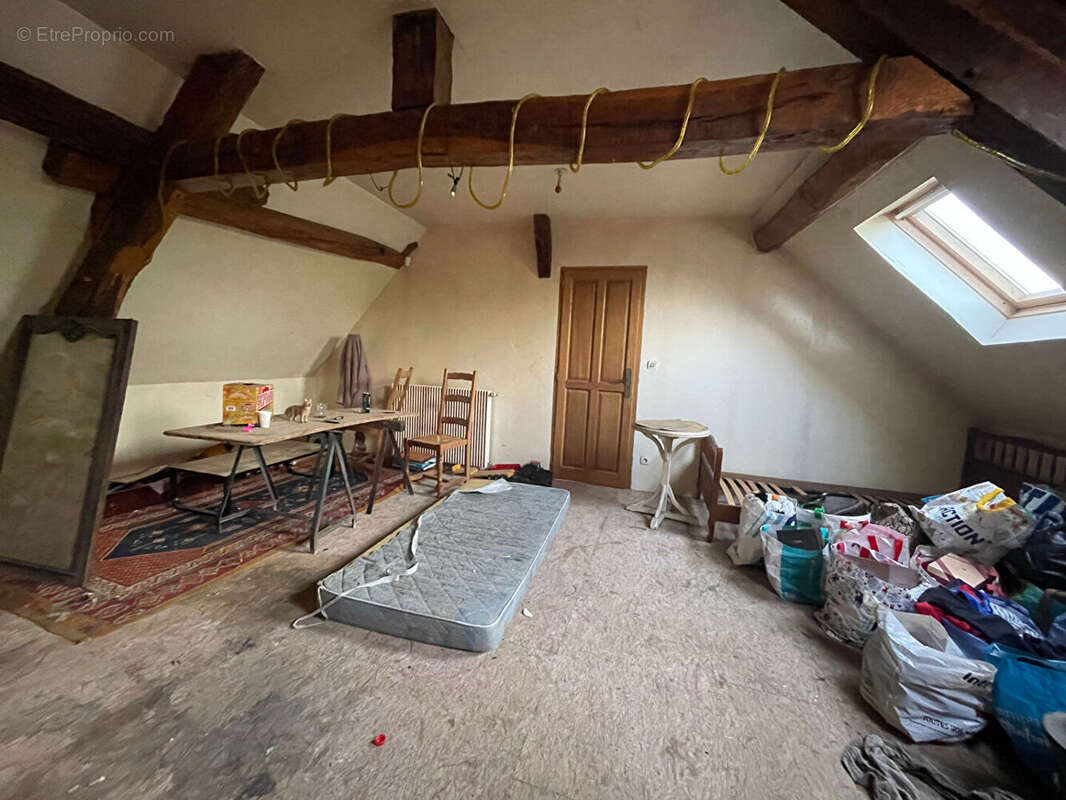 Maison à CHARBONNIERES