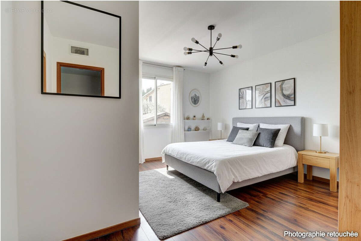 Appartement à VENCE