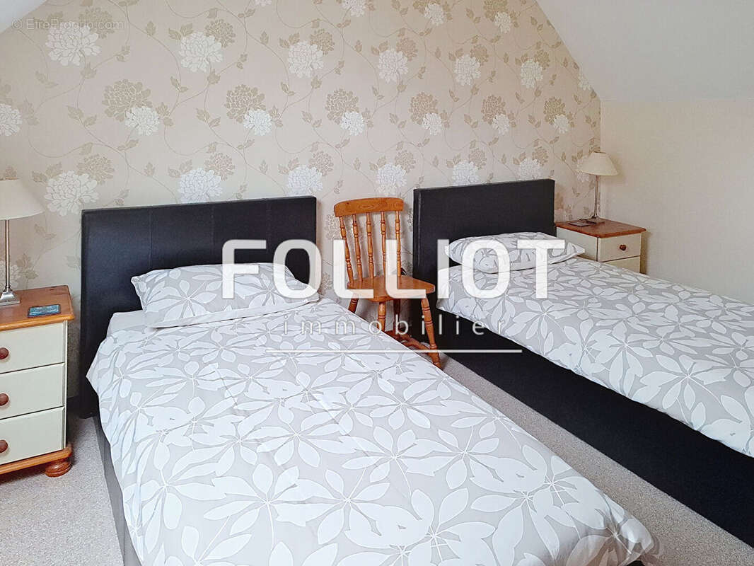 Maison à NEUFMESNIL