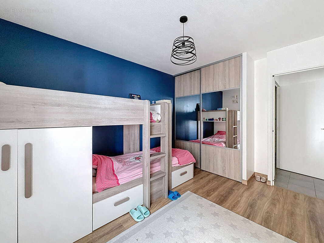 Appartement à VAULX-EN-VELIN