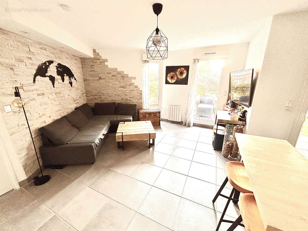 Appartement à CHASSIEU