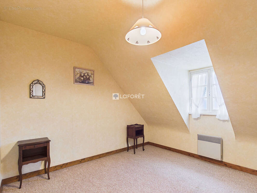 Maison à POULDREUZIC