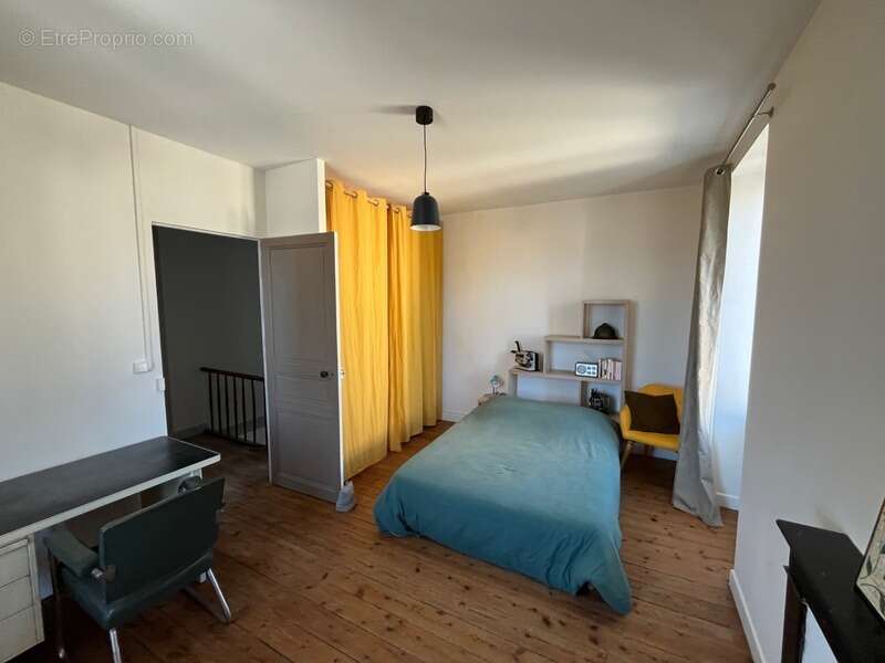 Maison à SAINT-JEAN-D&#039;ANGELY