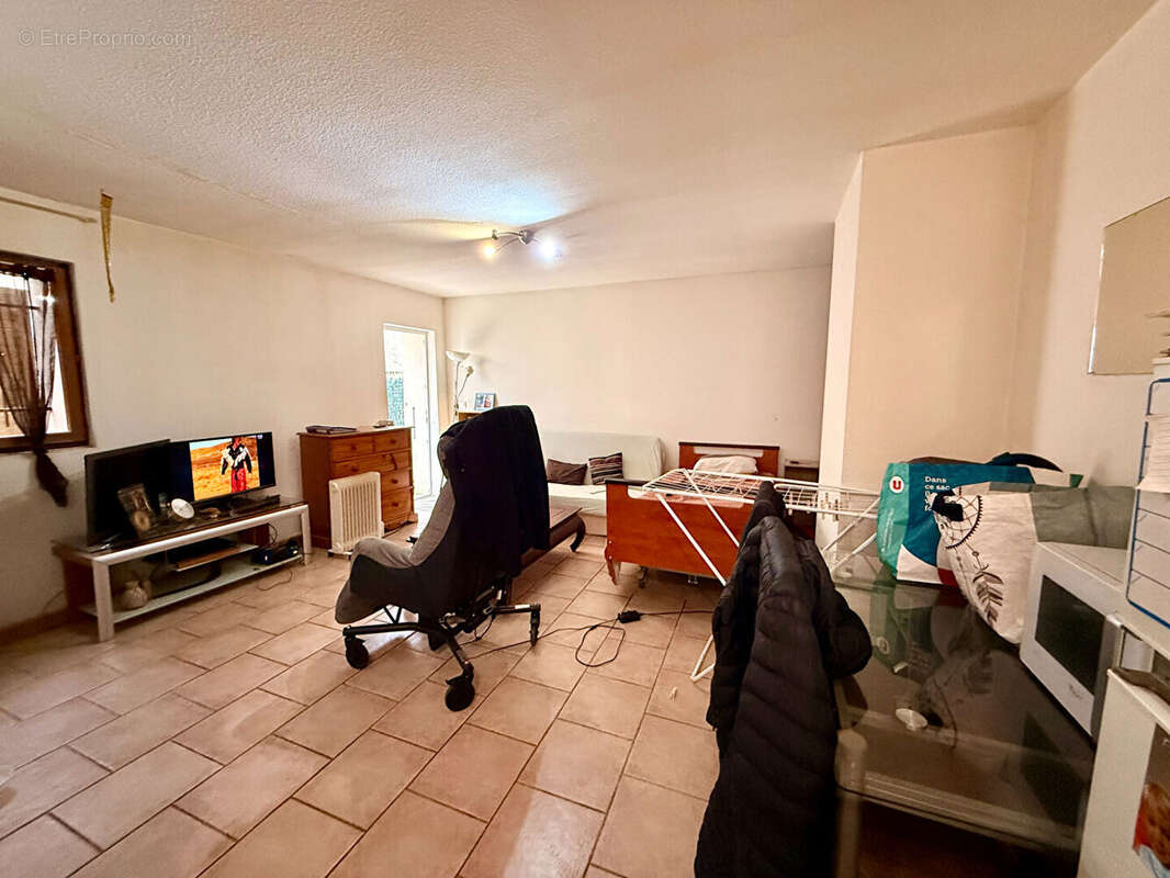 Appartement à TOURVES