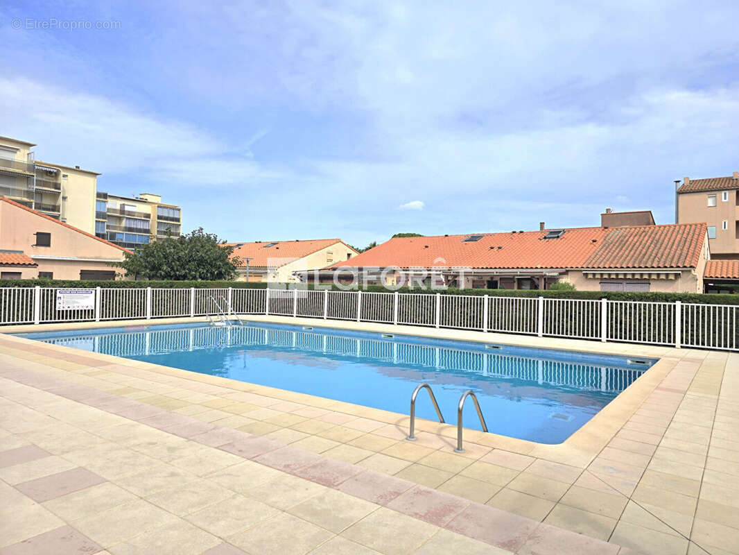 La plage à 300 mètres ! Maison avec terrasse, piscine et parking - photo 10