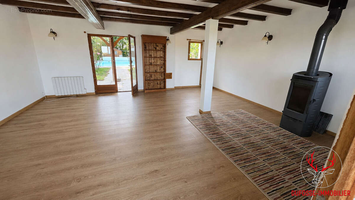 Maison Bressane - 115m² - Piscine et Dépendances - Mervans - photo 2