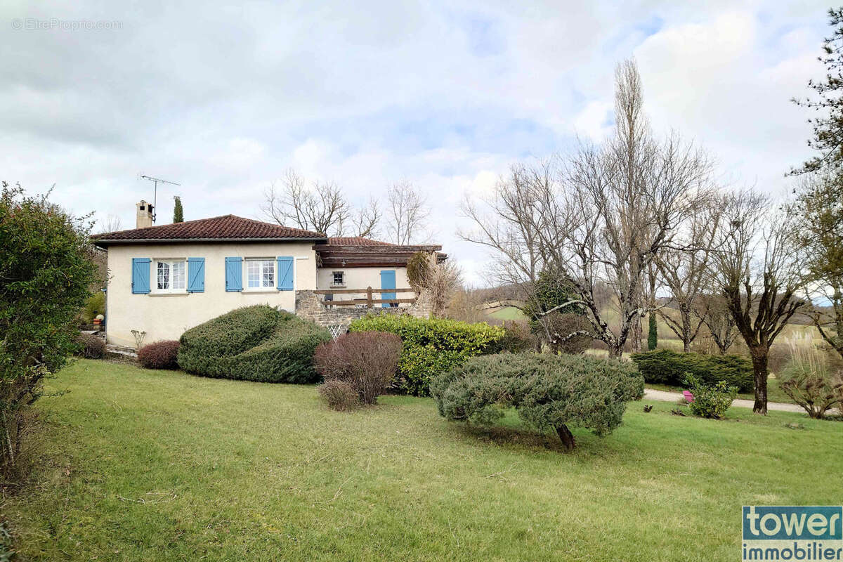 Maison à VILLEFRANCHE-DE-ROUERGUE