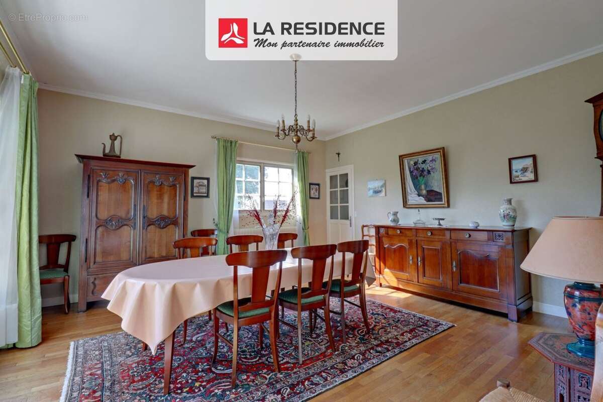 Maison à VILLIERS-SAINT-FREDERIC