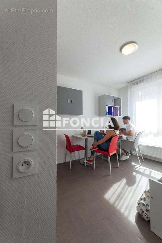 Appartement à BRON