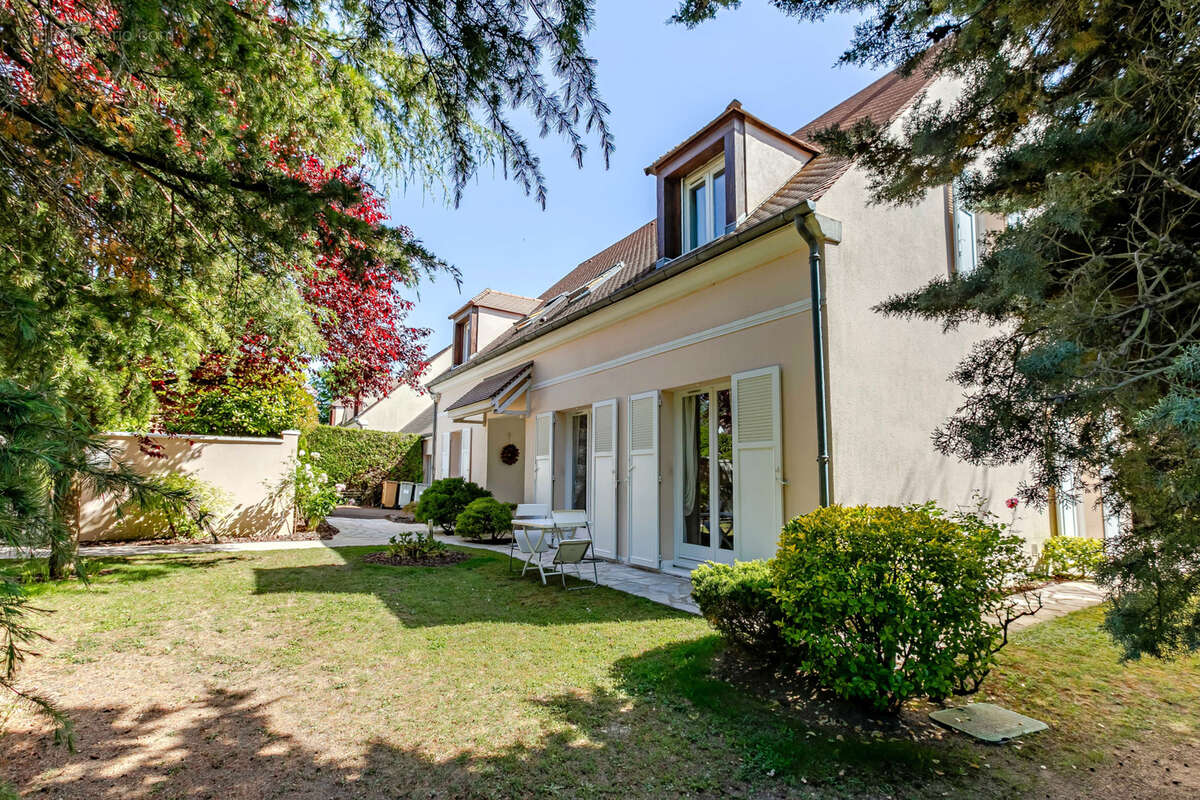 Maison à CHAVENAY