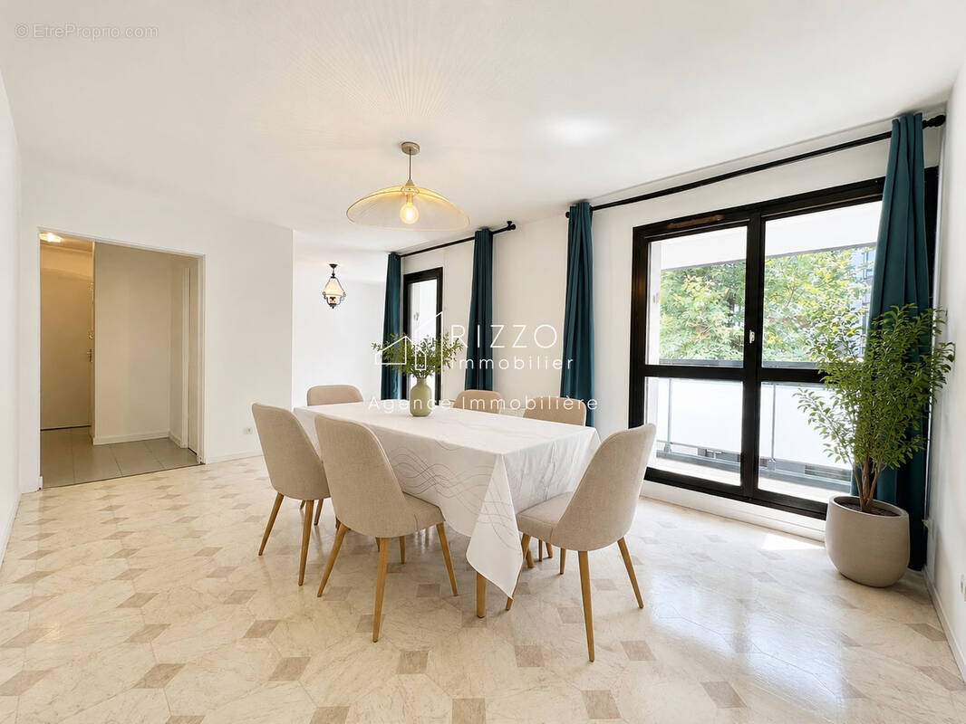 Appartement à MEYTHET
