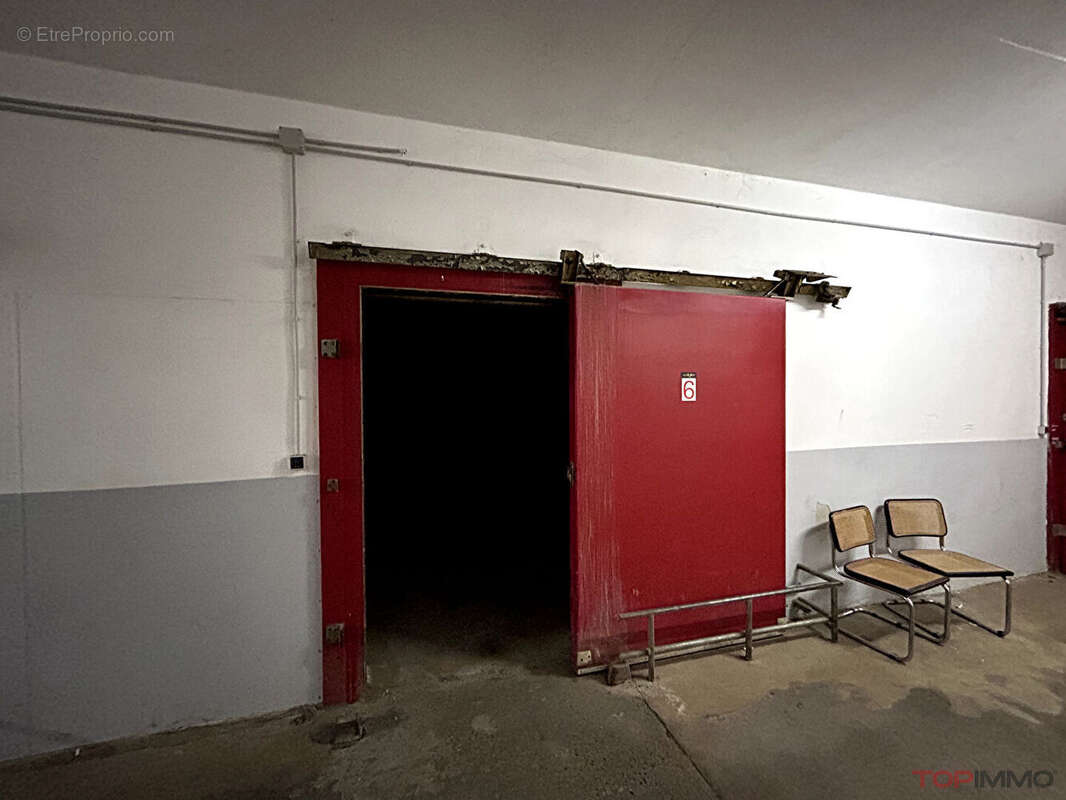 Local de stockage Riedisheim 570m2 - photo 2