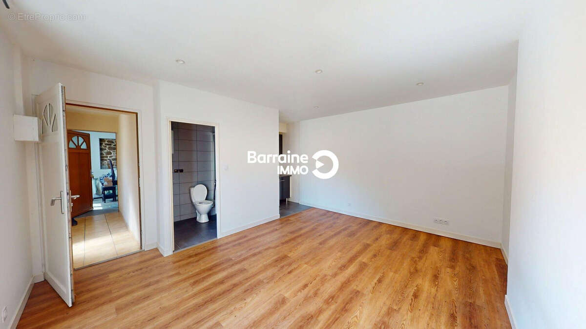 Brest penfeld immeuble de rapport 4 lots : 2 studios - 2 t2 duplex jardin - photo 8