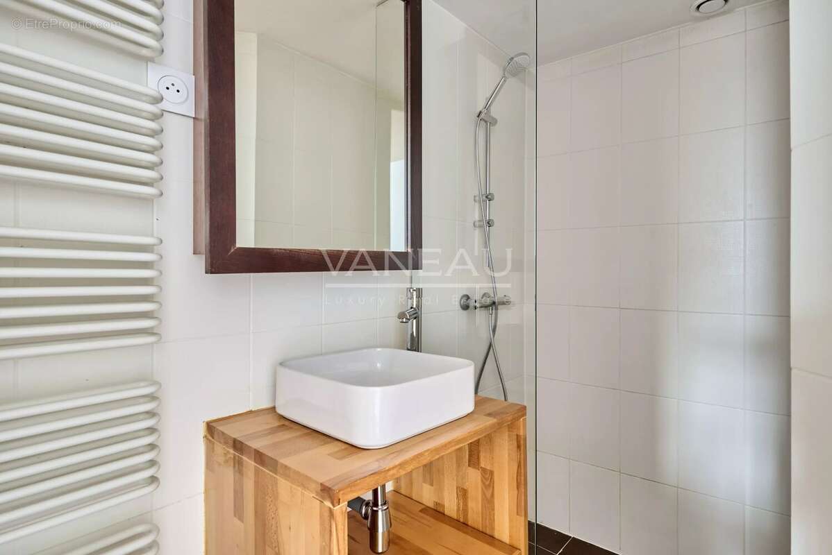 Appartement à PARIS-9E