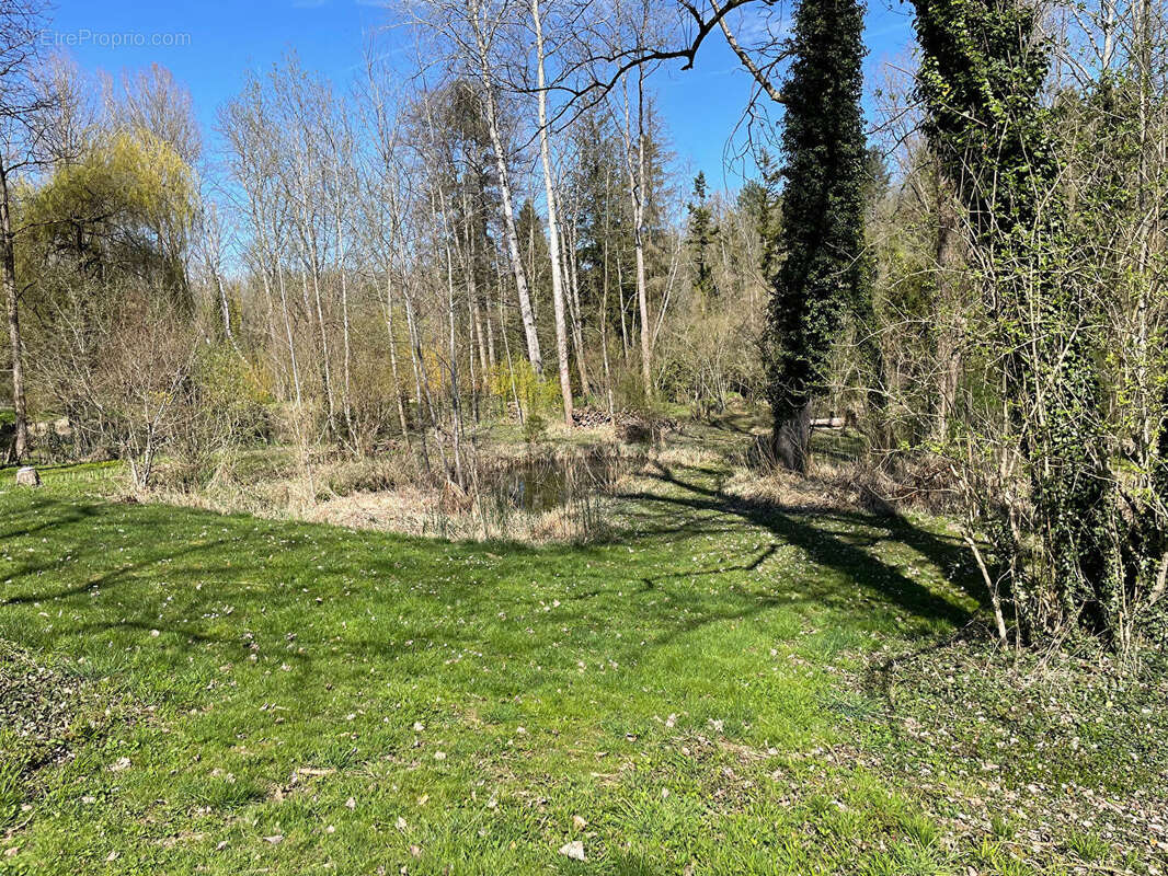 Maison à ABBEVILLE-LA-RIVIERE