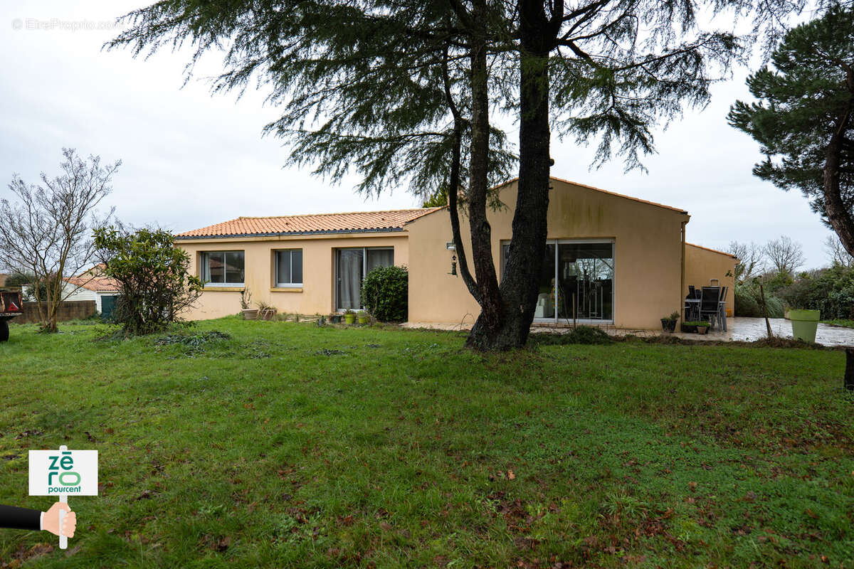 Maison avec piscine à vendre à Château-Guibert (Vendée)   Calme absolu, 4 chambres, sous-sol complet, terrain - photo 27