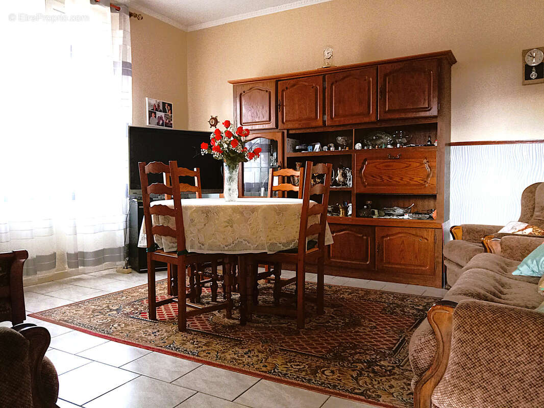 Maison à BEAUVILLIERS