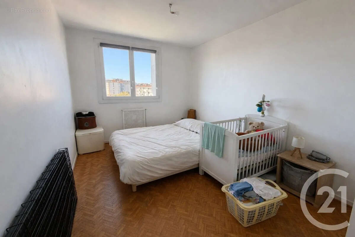 Appartement à COLOMIERS